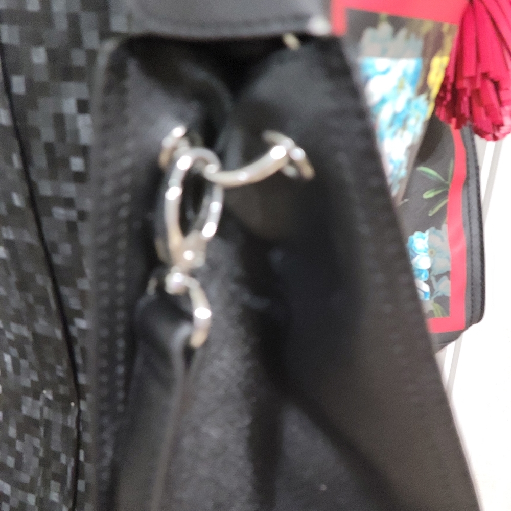 Purse - Picture 5 of 9